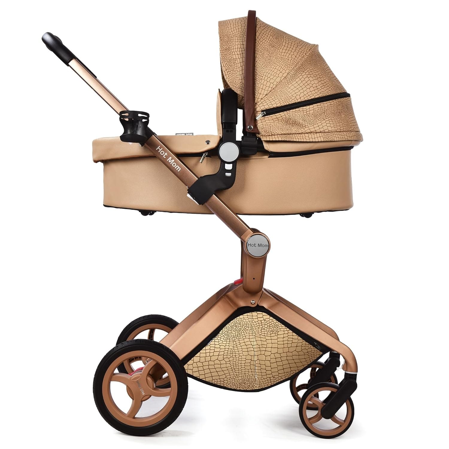 Hot Mom Kombikinderwagen mit montierter Babyschale auf dem Aluminiumrahmen, ideal für Reisen und Alltagsfahrten.